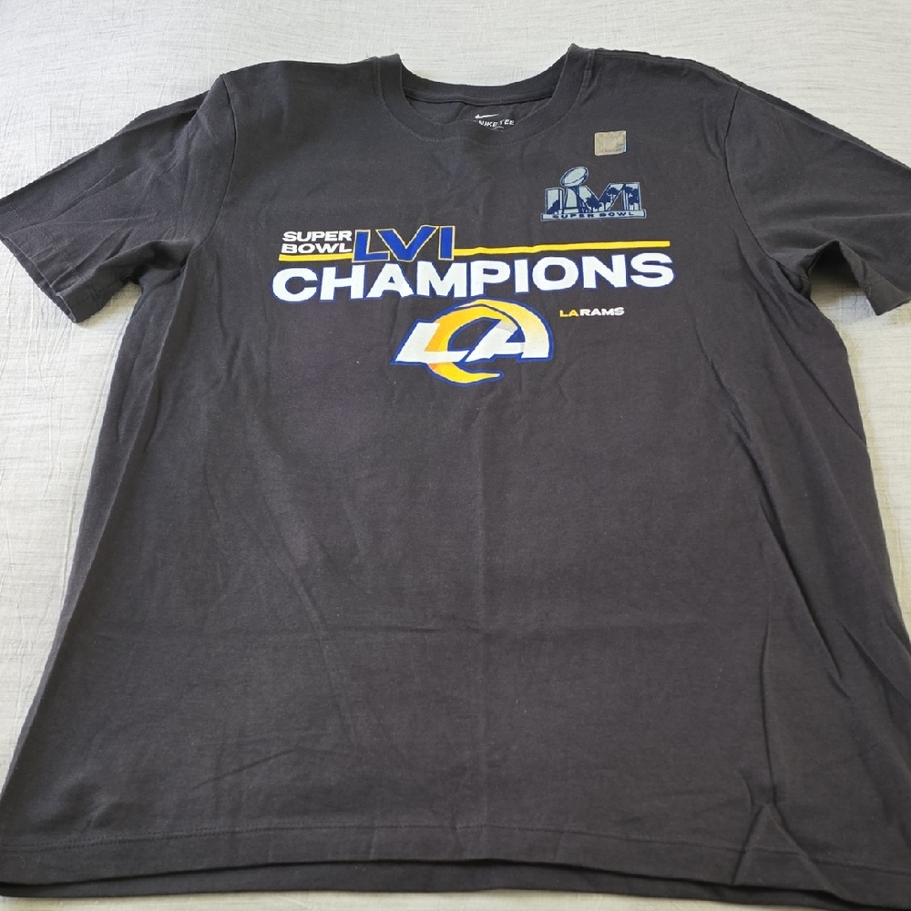 Nike Los Angeles Rams Super Bowl LVI Champions Roster T-Shirt Size:Medium